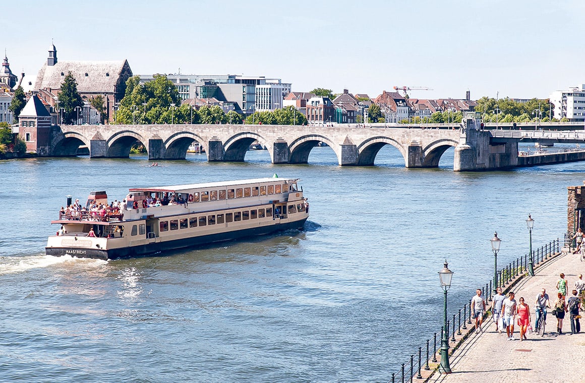 Rondvaartboot in Maastricht