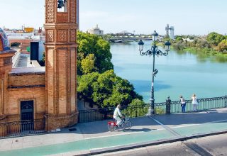 San Lorenzo-Museo, La Cartuja & Triana