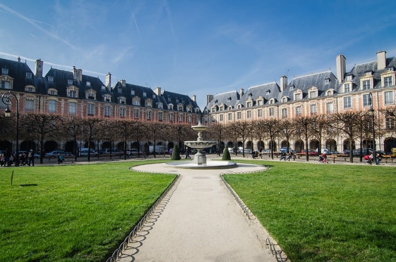 Place des Vosges Parijs