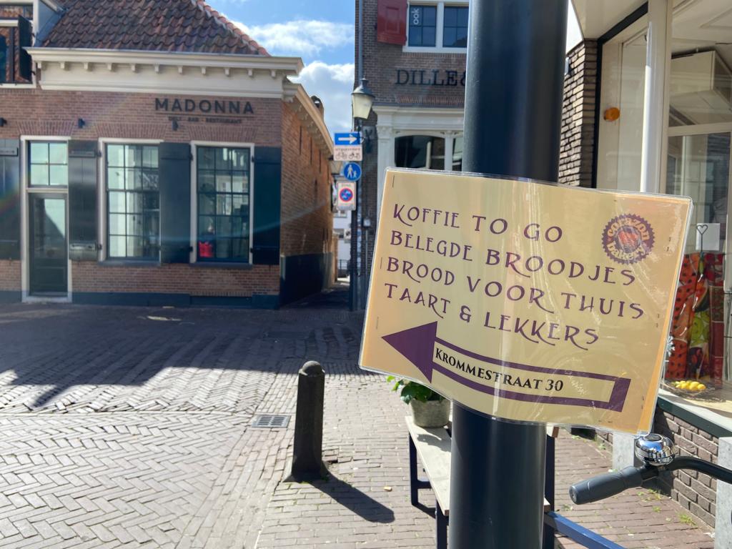 Koffie en broodjes bij mijn persoonlijke favoriet in Amersfoort: Corazon Bakery. Foto: Ingelise de Vries