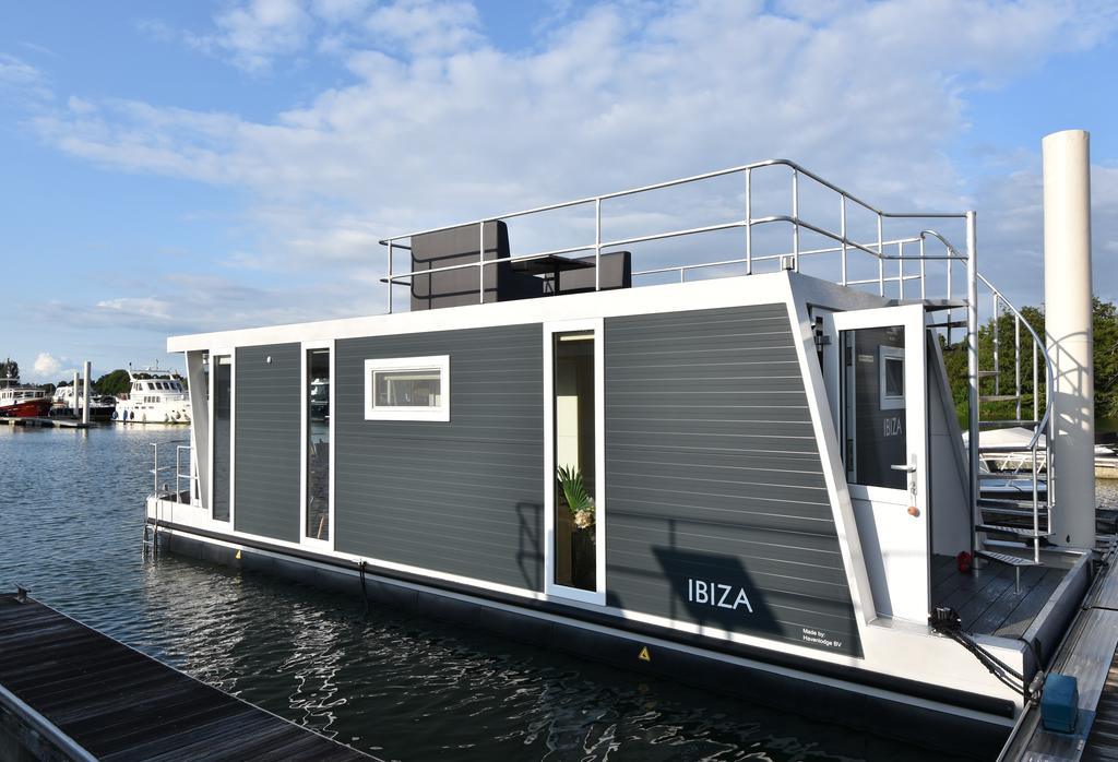 slapen aan het water