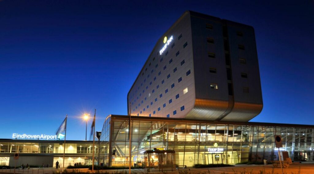 hotel eindhoven airport